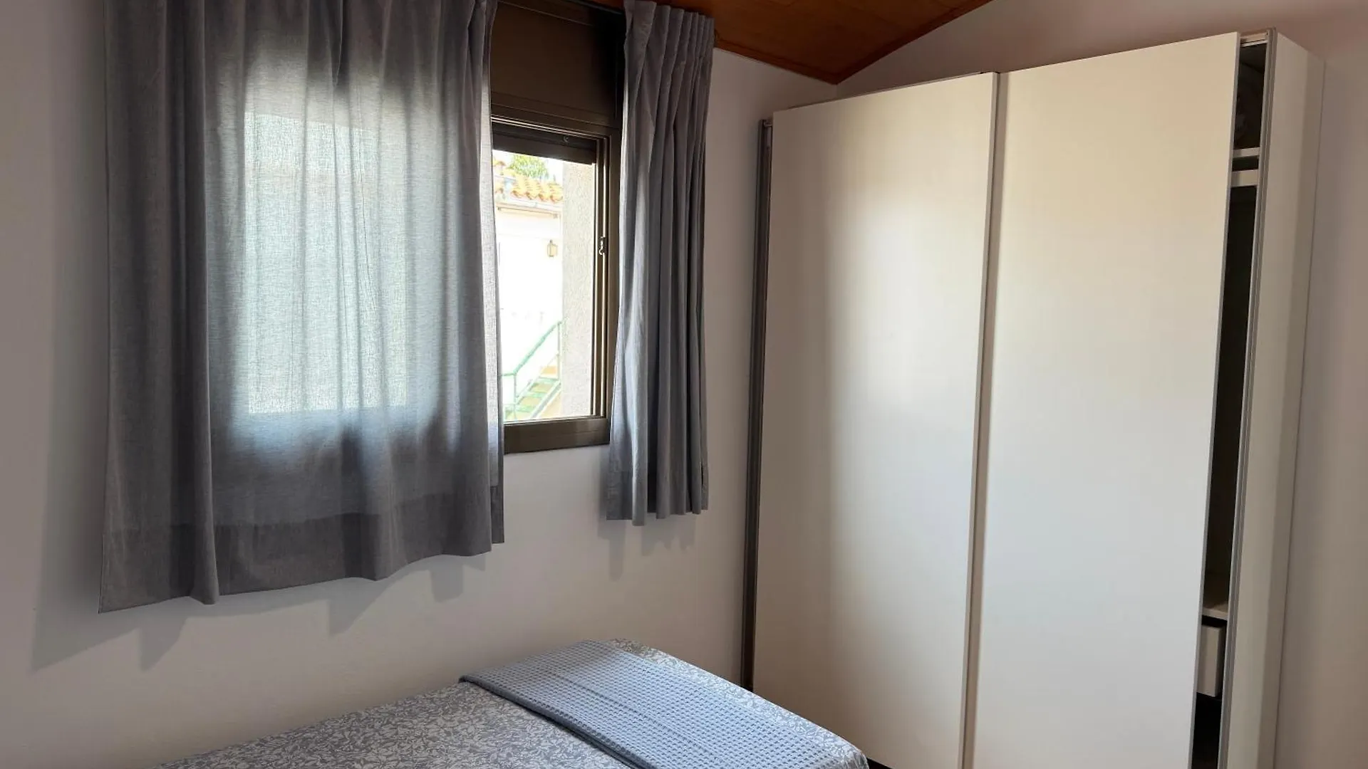 فيلا Mar I Sol L' Escala 0*,  إسبانيا
